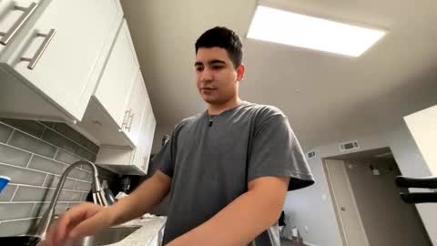 Snapshot of matias_daniel chatting on 10/14/25, 10:54 Daniel online show from 10/14/25, 10:54