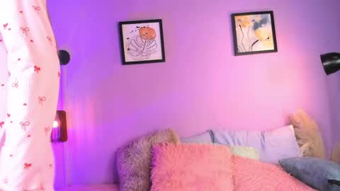 Mati  online show from 04/09/26, 09:09