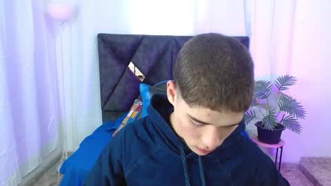 Snapshot of matiii18 chatting on 10/23/25, 01:32 Mati online show from 10/23/25, 01:32