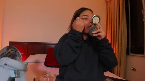 Snapshot of matilda_69x chatting on 01/08/25, 02:14 Matilda online show from 01/08/25, 02:14