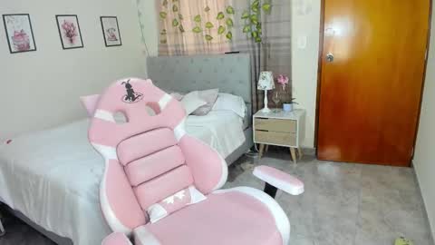 Daniela online show from 10/06/25, 11:29