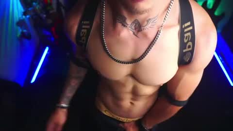 Snapshot of matiusdf chatting on 06/25/26, 10:14 matius online show from 06/25/26, 10:14