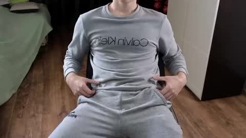 Snapshot of matt_aniston chatting on 12/04/24, 03:10 Matt online show from 12/04/24, 03:10