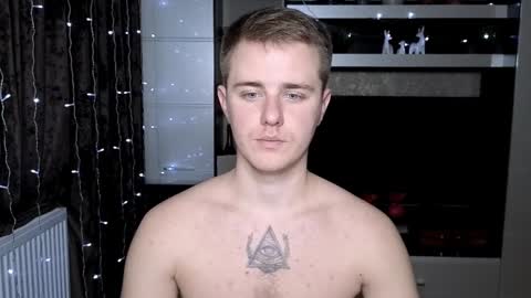 Snapshot of matt_aniston chatting on 12/29/24, 03:35 Matt online show from 12/29/24, 03:35