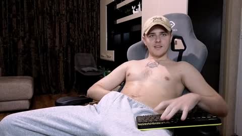 Snapshot of matt_aniston chatting on 01/31/25, 02:58 Matt online show from 01/31/25, 02:58