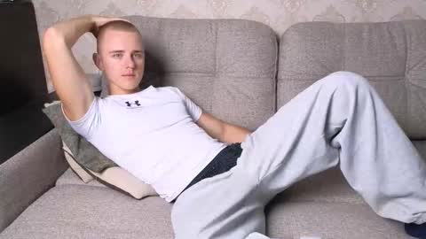 Snapshot of matt_aniston chatting on 09/14/25, 05:01 Matt online show from 09/14/25, 05:01