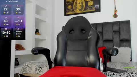 matt rodriguez92 online show from 02/10/25, 11:04