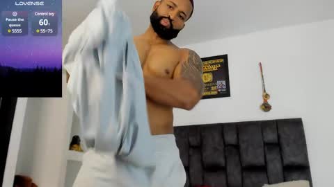 matt rodriguez92 online show from 02/13/25, 01:48