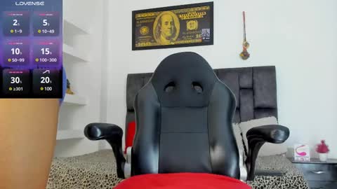 matt rodriguez92 online show from 02/16/25, 08:00