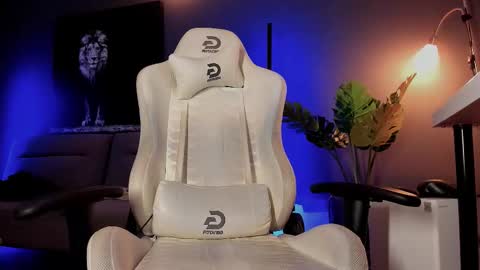 Snapshot of matt_thestud chatting on 02/12/26, 07:14 Matt online show from 02/12/26, 07:14