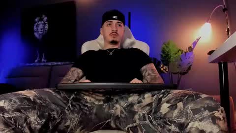 Snapshot of matt_thestud chatting on 02/15/26, 08:02 Matt online show from 02/15/26, 08:02