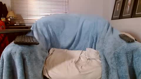 Snapshot of matterson23 chatting on 11/29/25, 06:38 matterson23 online show from 11/29/25, 06:38