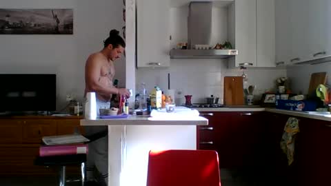 Snapshot of matteushh87 chatting on 02/05/25, 10:41 matteushh87 online show from 02/05/25, 10:41