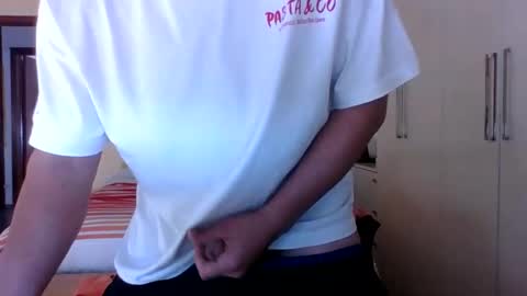 Snapshot of matteushh87 chatting on 10/14/25, 08:15 matteushh87 online show from 10/14/25, 08:15