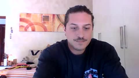 Snapshot of matteushh87 chatting on 10/25/25, 09:17 matteushh87 online show from 10/25/25, 09:17