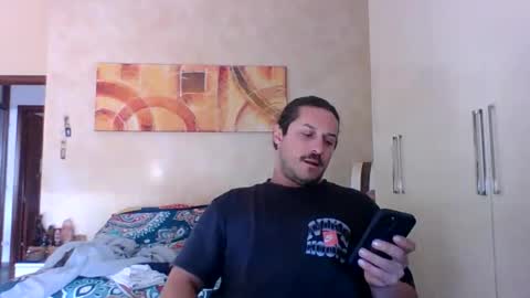 Snapshot of matteushh87 chatting on 11/06/25, 08:15 matteushh87 online show from 11/06/25, 08:15