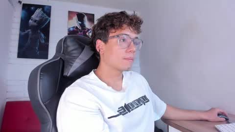 matthew online show from 10/04/25, 01:53