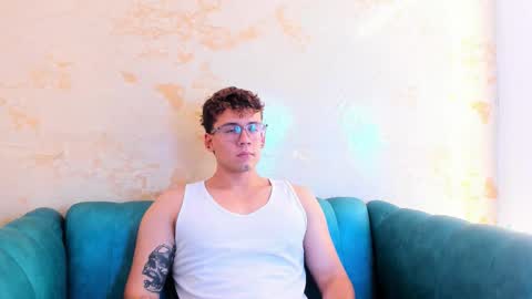 matthew online show from 10/21/25, 09:15