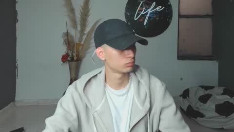 mattias     online show from 01/26/25, 05:02