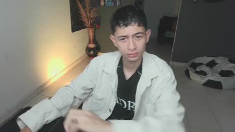 mattias     online show from 02/03/25, 10:47