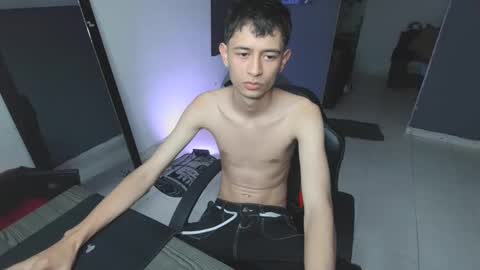 mattias     online show from 02/10/25, 03:03