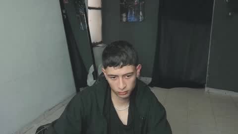 mattias     online show from 02/11/25, 05:40