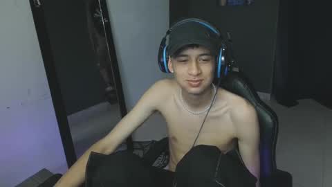 mattias     online show from 02/13/25, 02:56