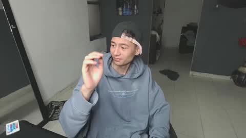 mattias     online show from 02/18/25, 02:16