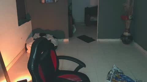 mattias     online show from 02/20/25, 12:41