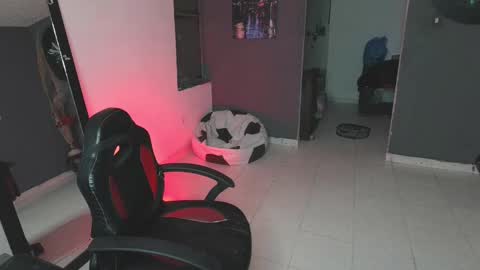 mattias     online show from 02/27/25, 02:42