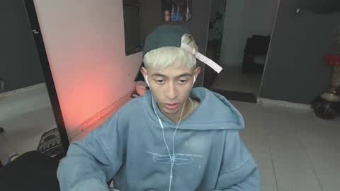 mattias     online show from 03/06/25, 09:20