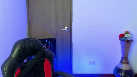 mattias     online show from 03/29/26, 05:07