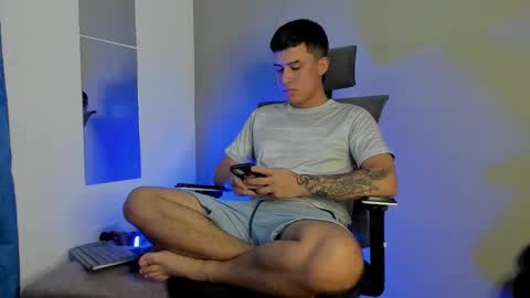 mattiwsmorris_ online show from 11/15/25, 06:15