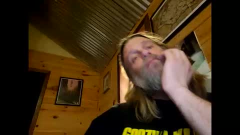 mattman82666 online show from 01/04/25, 04:01