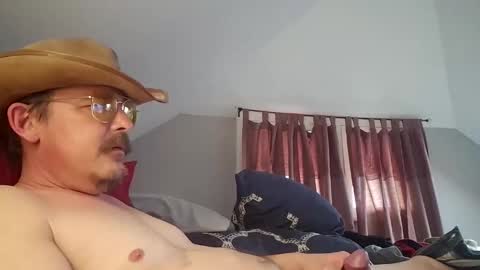 Snapshot of mattr63 chatting on 11/25/25, 03:34 mattr63 online show from 11/25/25, 03:34