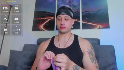 Snapshot of mattsaill_ chatting on 02/27/25, 10:20 mattsaill_ online show from 02/27/25, 10:20