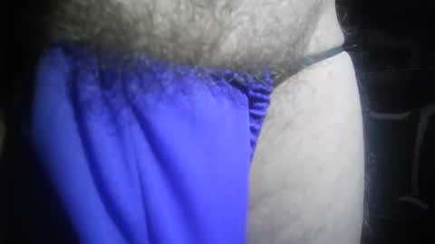 Snapshot of mattty13 chatting on 11/28/25, 05:37 Hairy Bud online show from 11/28/25, 05:37