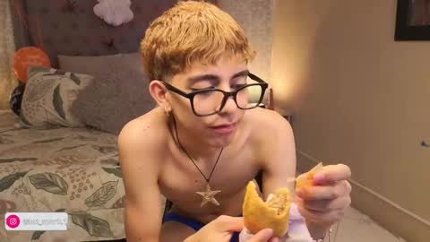 matty_spark online show from 10/15/25, 01:33