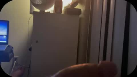 Snapshot of mattyrazz chatting on 10/10/25, 12:04 NiceBigJuicyHead online show from 10/10/25, 12:04