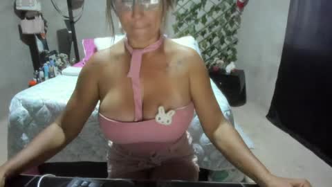 Snapshot of mature_bigboobs__ chatting on 05/21/26, 02:40 mature_bigboobs__ online show from 05/21/26, 02:40