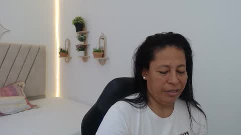Martina online show from 04/27/26, 08:29