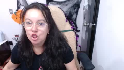 Snapshot of mature_wolf chatting on 11/02/25, 11:18 Sonia online show from 11/02/25, 11:18