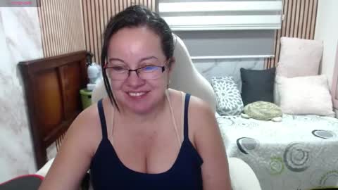 Snapshot of mature_wolf chatting on 06/07/26, 11:08 Sonia online show from 06/07/26, 11:08