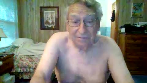 SXECPL55 at G mail Dot Com online show from 05/14/26, 11:17