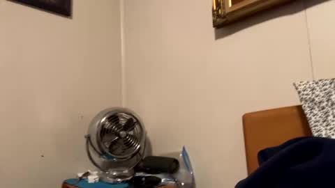 Snapshot of maturejerky chatting on 11/04/25, 01:59 maturejerky online show from 11/04/25, 01:59