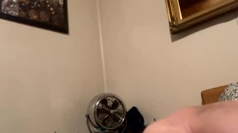 Snapshot of maturejerky chatting on 11/24/25, 02:11 maturejerky online show from 11/24/25, 02:11