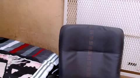 Snapshot of maturenesh chatting on 06/15/26, 06:48 maturenesh online show from 06/15/26, 06:48