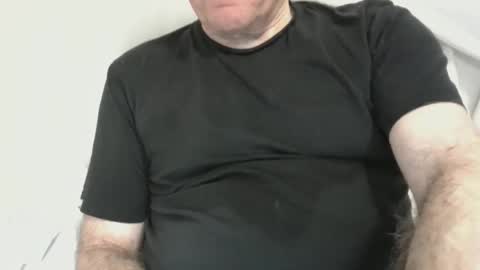 Snapshot of maturetoyforwomen chatting on 12/21/25, 04:03 maturetoyforwomen online show from 12/21/25, 04:03