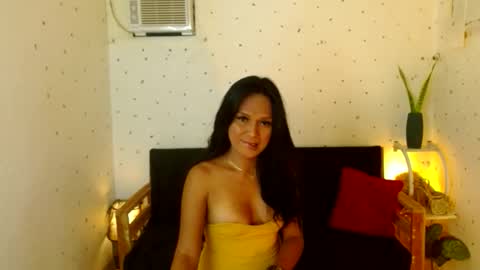 Snapshot of maturity_mommy_intown chatting on 09/15/25, 09:15 maturity_mommy_intown online show from 09/15/25, 09:15