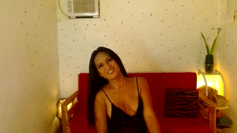 Snapshot of maturity_mommy_intown chatting on 09/23/25, 09:23 maturity_mommy_intown online show from 09/23/25, 09:23